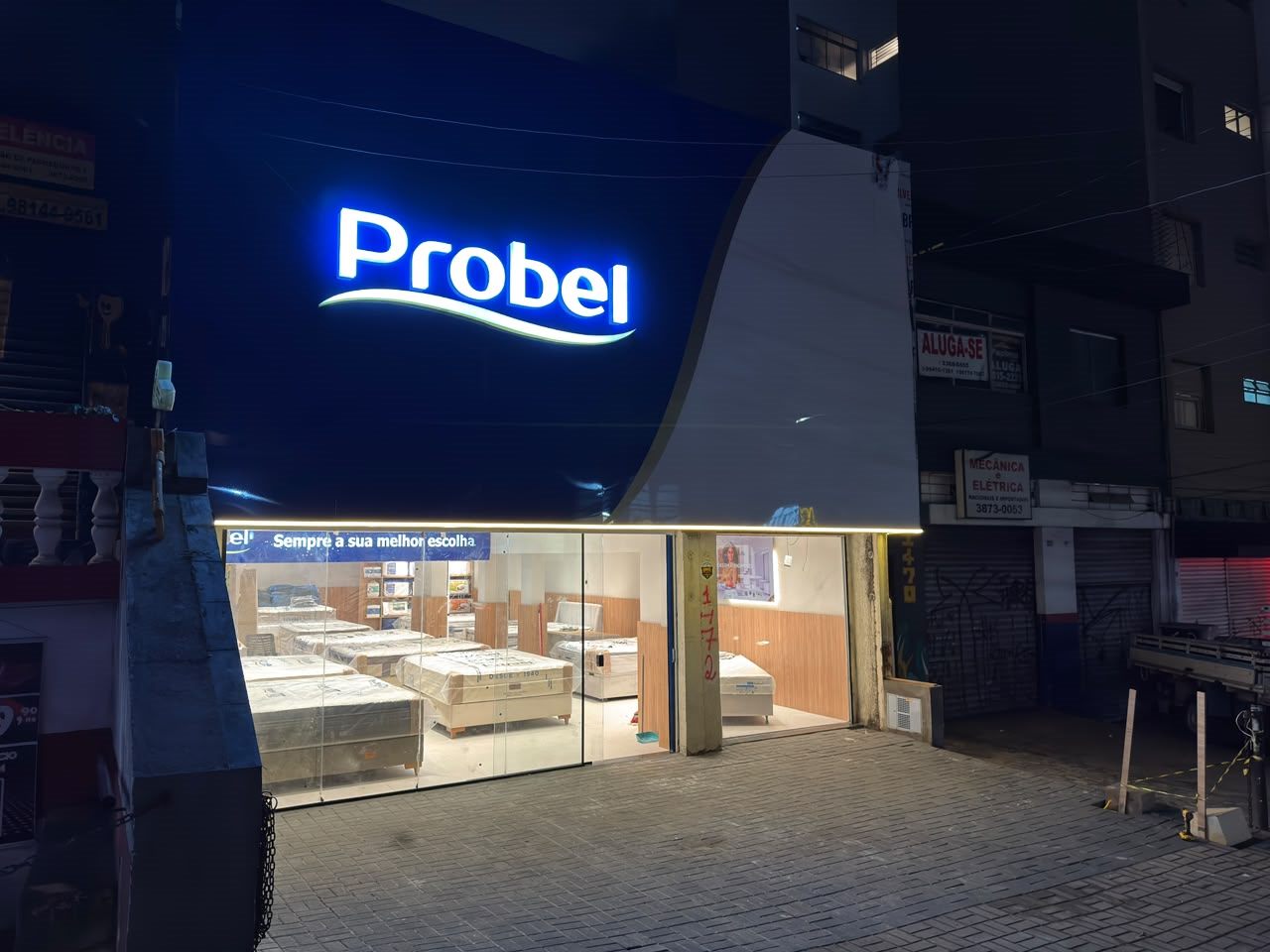 Fachada comercial executada pela WL20